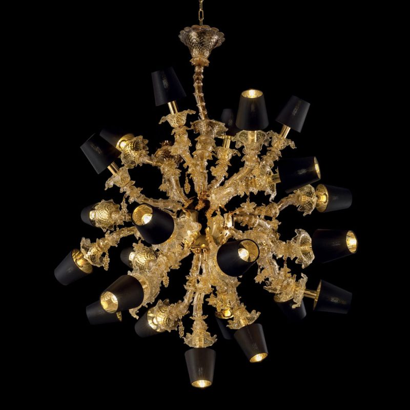 lampadario in vetro di murano nero e oro walter mesio